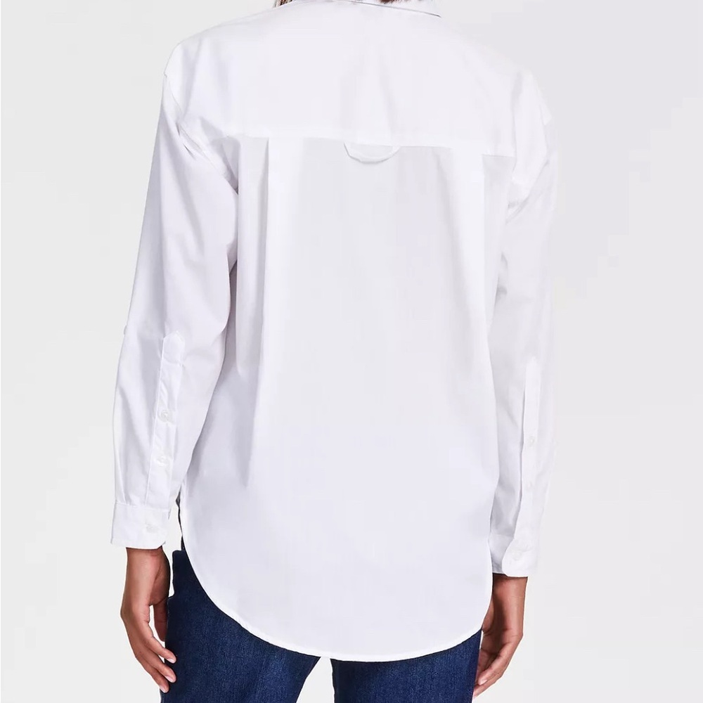 NWT Gloria Vanderbilt Vintage White Monogram Button Down - Picture 2 of 4